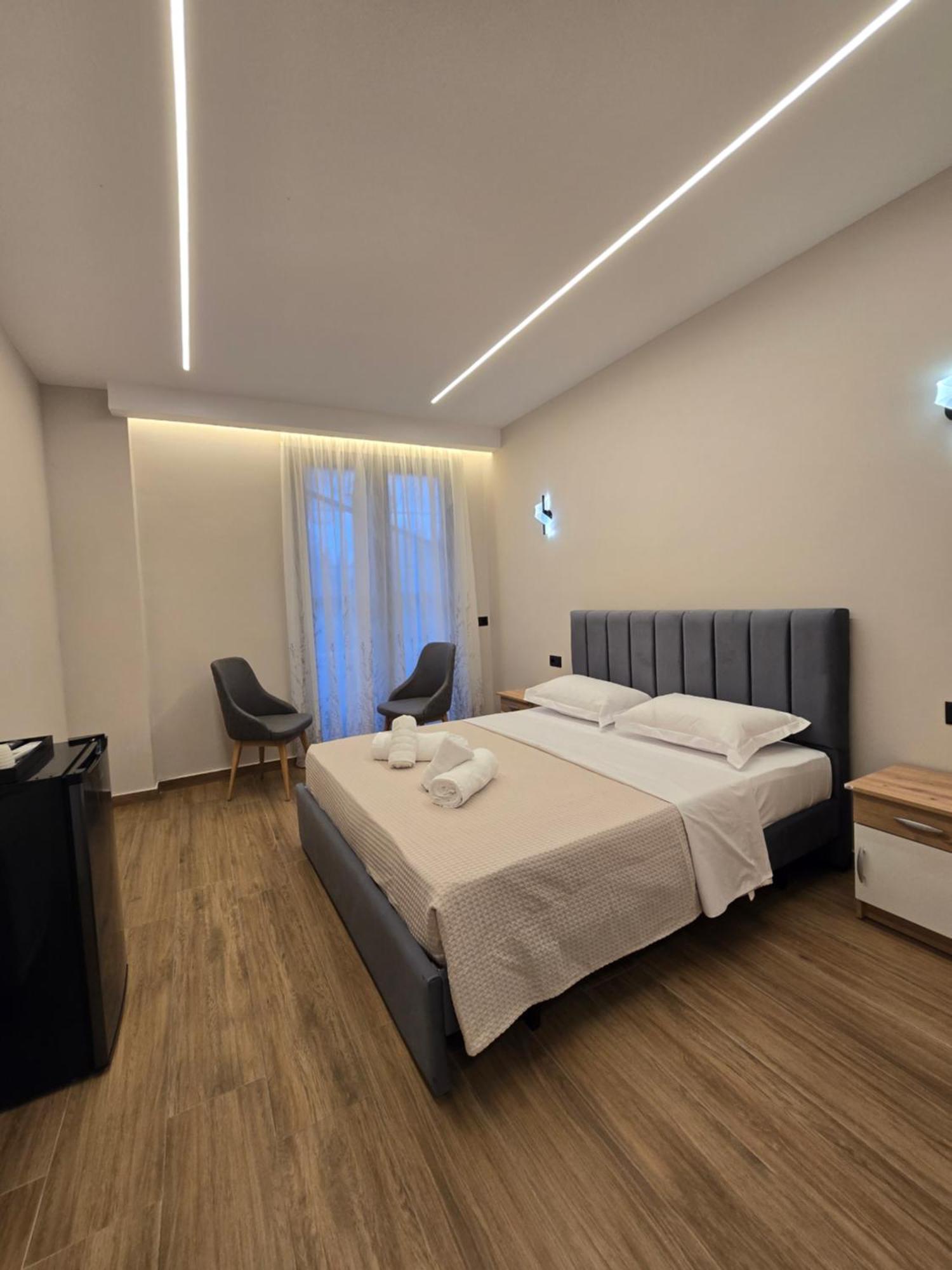 Villa Olympia Дуррес Экстерьер фото